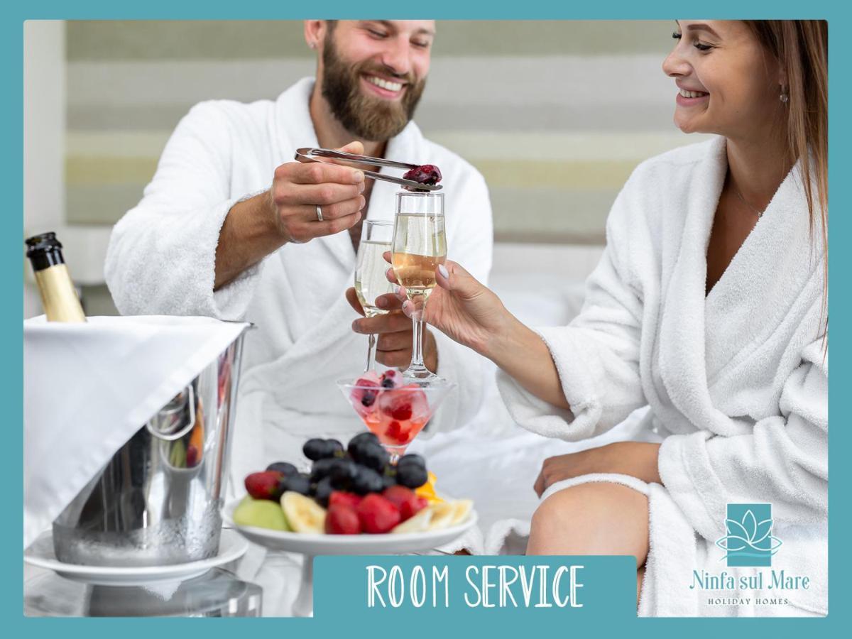 Ninfa Sul Mare Apartments 50 M E T R I Dal Mare Best Breakfast And Free Parking Capo Vaticano Exterior foto